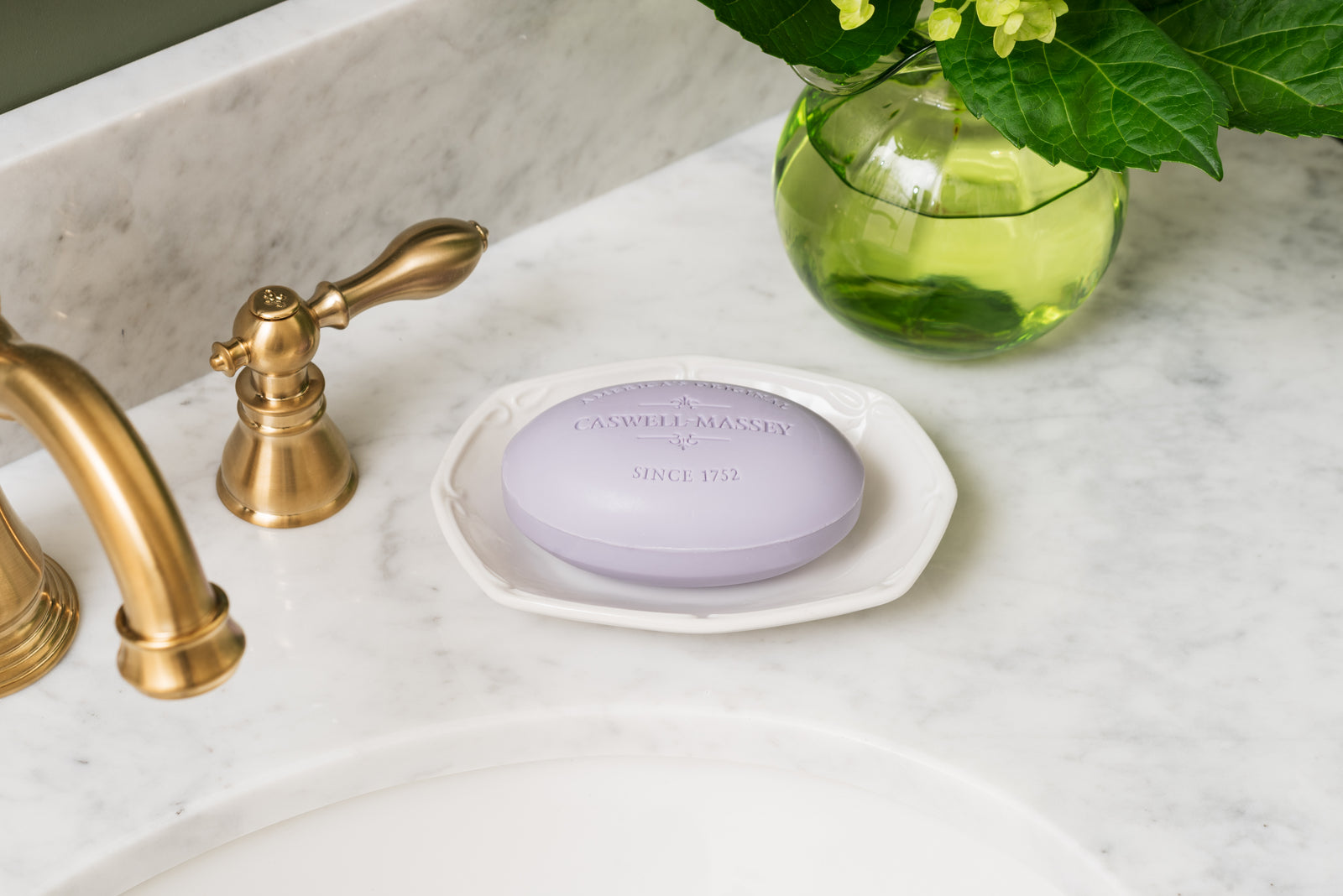 CENTURIES LAVENDER TRIPLE-MILLED THREE-SOAP SET – Backyard Bee